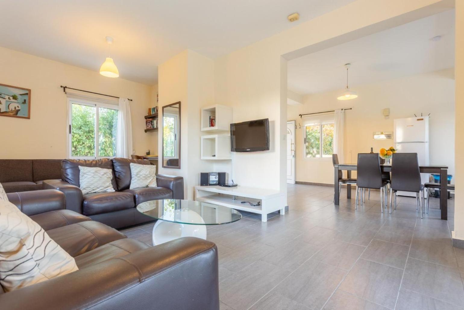 Sun Beach Villa Tria Polis ภายนอก รูปภาพ