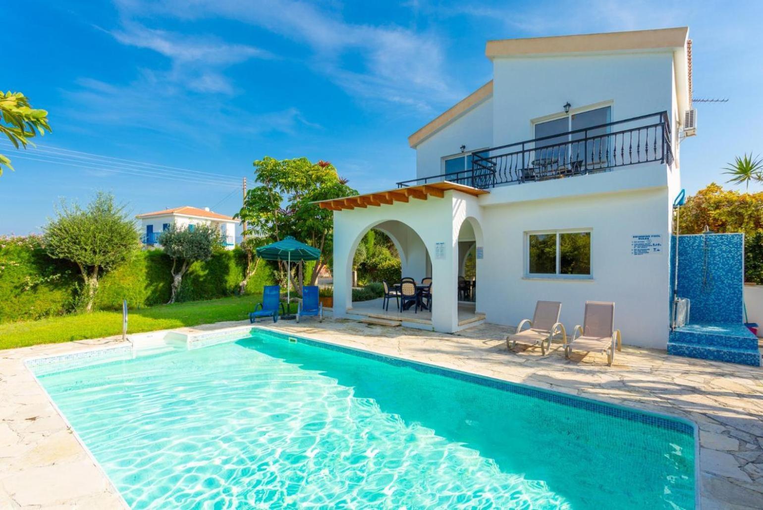 Sun Beach Villa Tria Polis ภายนอก รูปภาพ